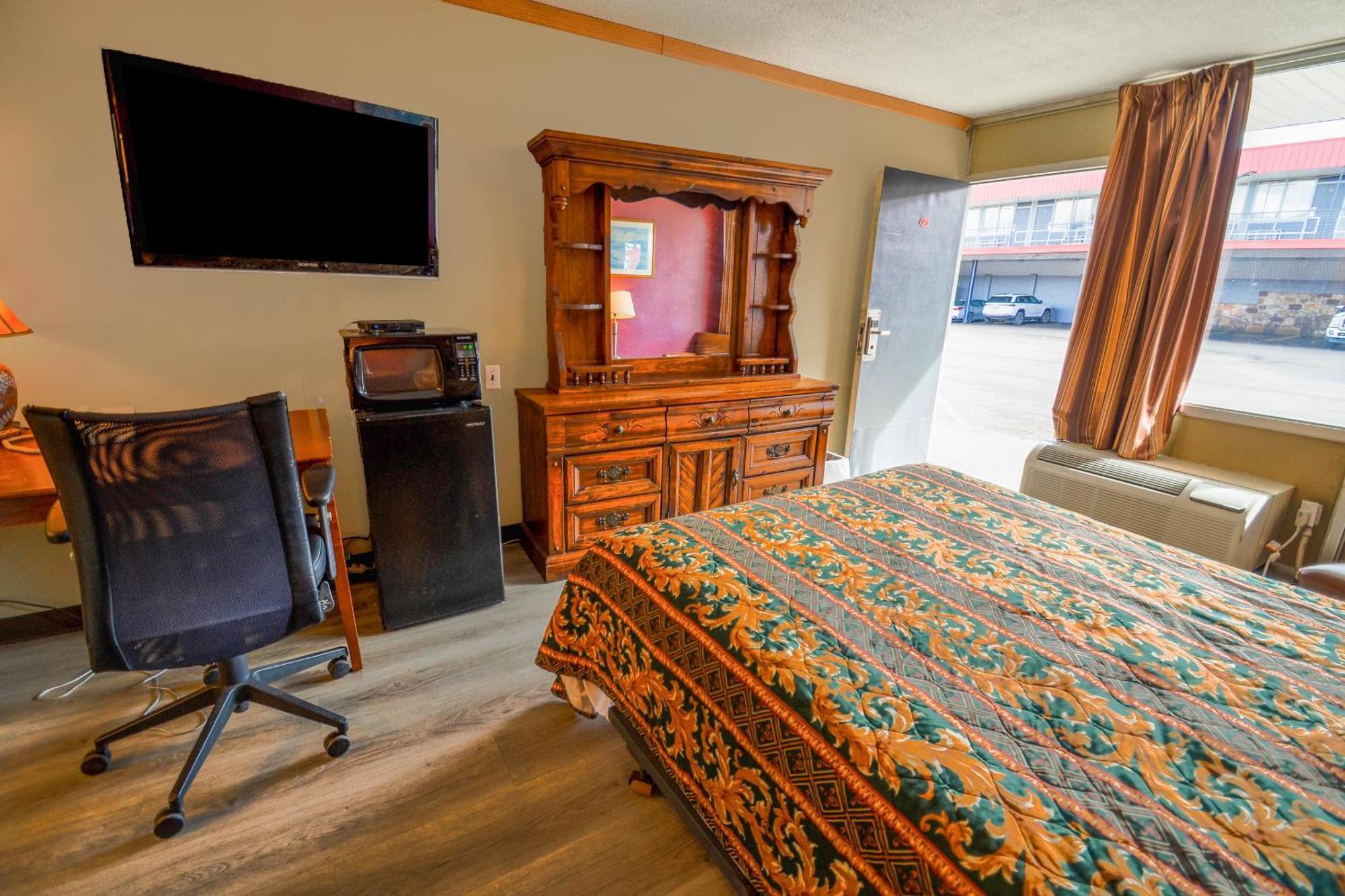 Holiday Lodge Virginia Pearisburg Extérieur photo